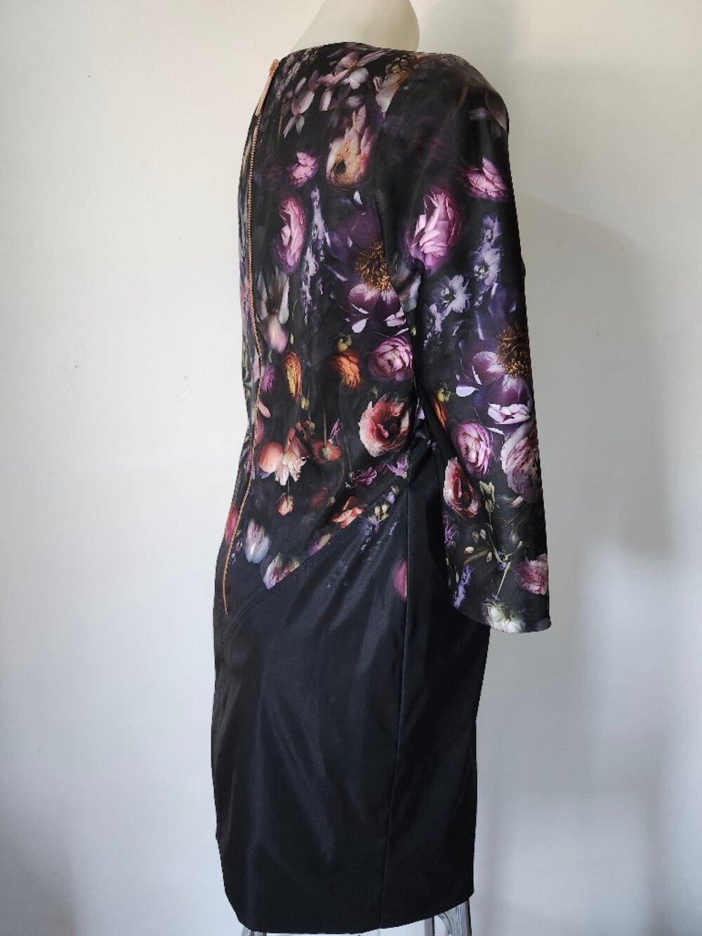 Ted Baker London Shadow Floral ATIENO Black Floral 3/4 Sleeve Dress - Picture 5 of 16